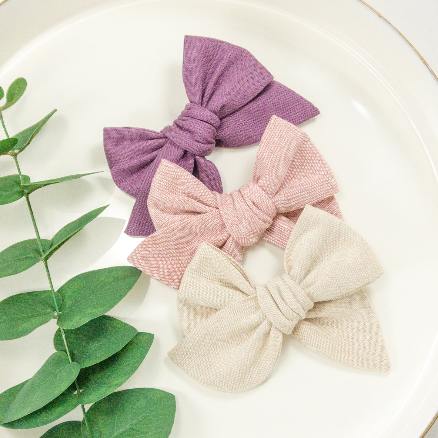 Handtied Fabric Bow - Essex Linen - Plum