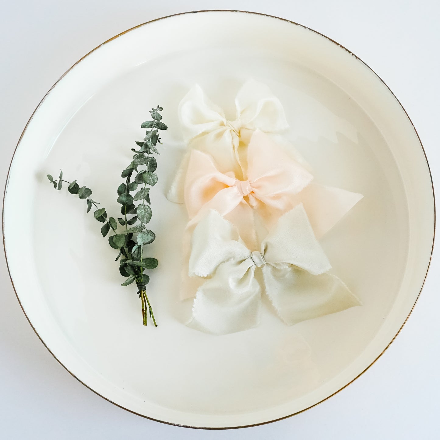 Handtied Silk Bows - Lightest Peach