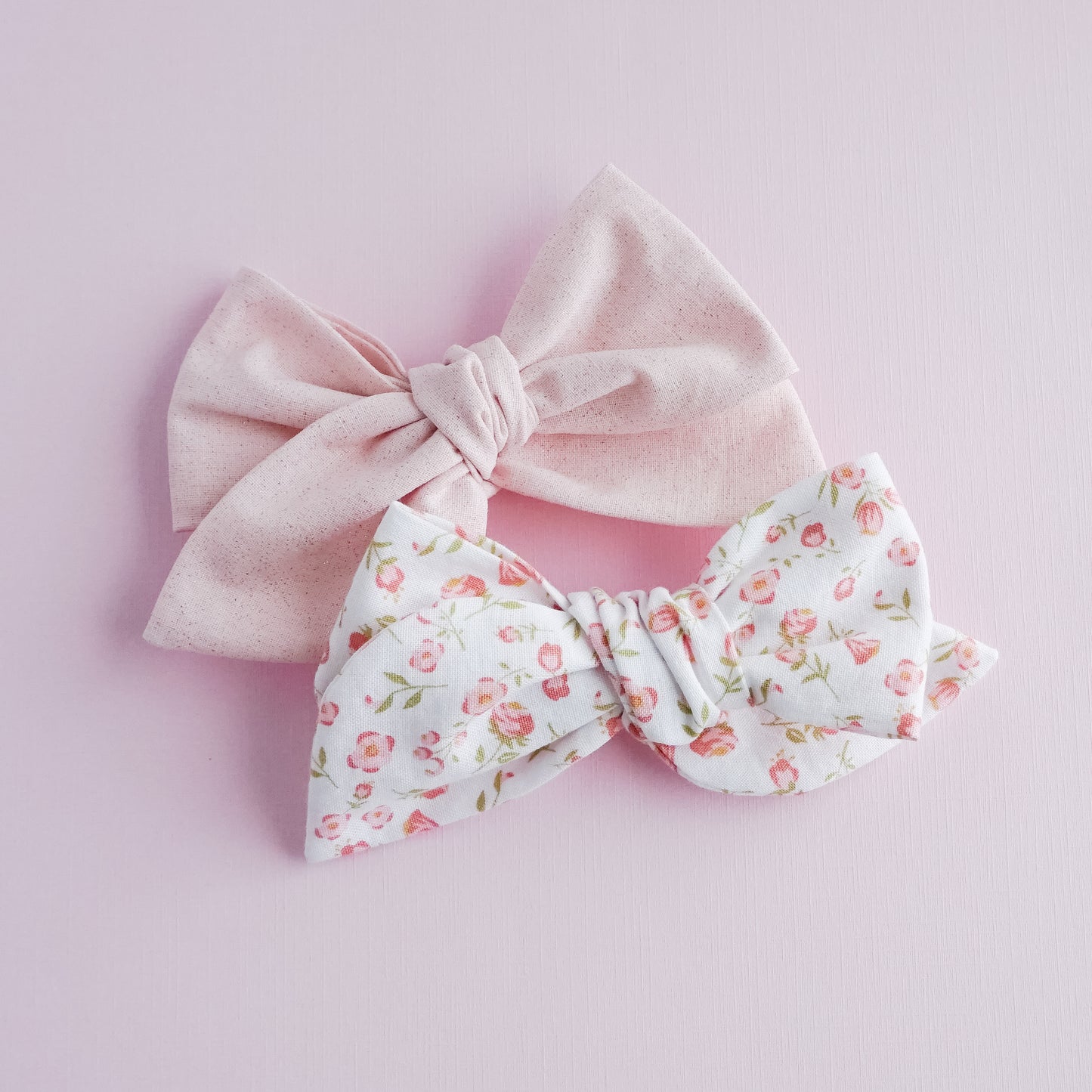 Handtied Fabric Bow - White Mini Mae